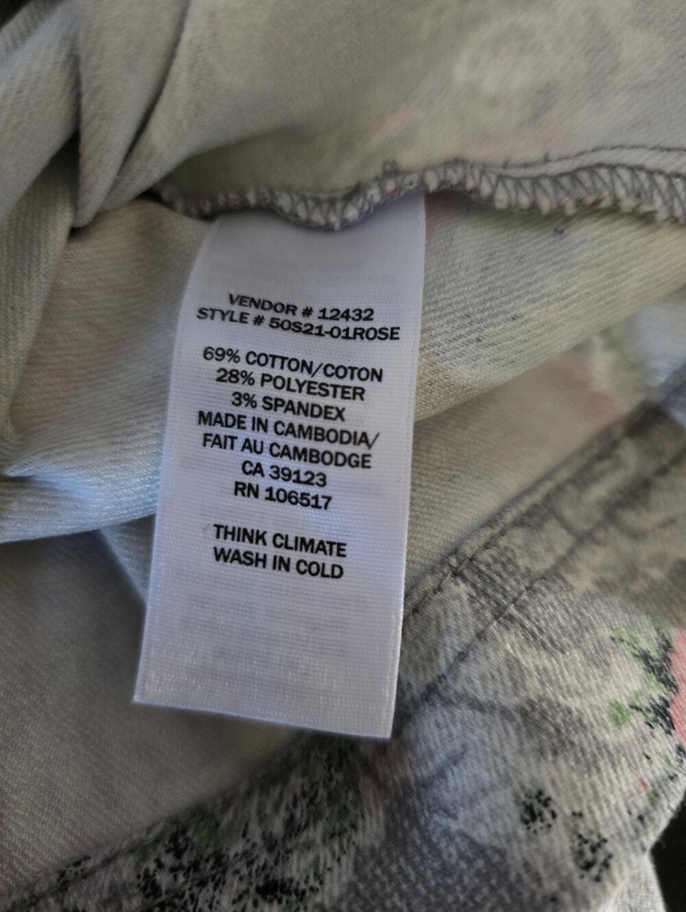 Stunning All-over Floral Jean Jacket. Vintage 90's Style. Nearly New. - Picture 8 of 8